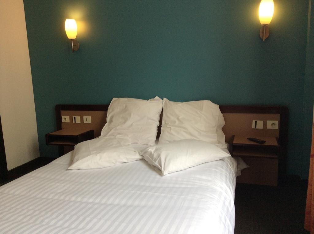 Hotel De La Place Malakoff Oda fotoğraf