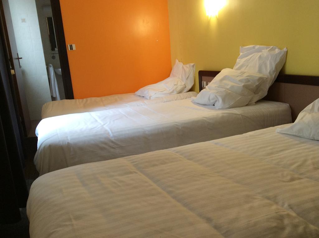 Hotel De La Place Malakoff Oda fotoğraf